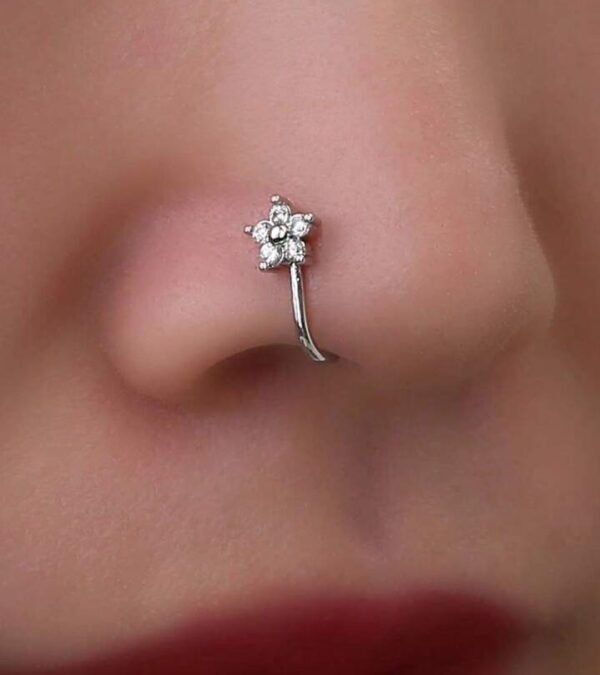 Diamond Flower Shaped Nose Pin 02