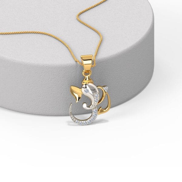 Divine Diamond Pendant Chain III
