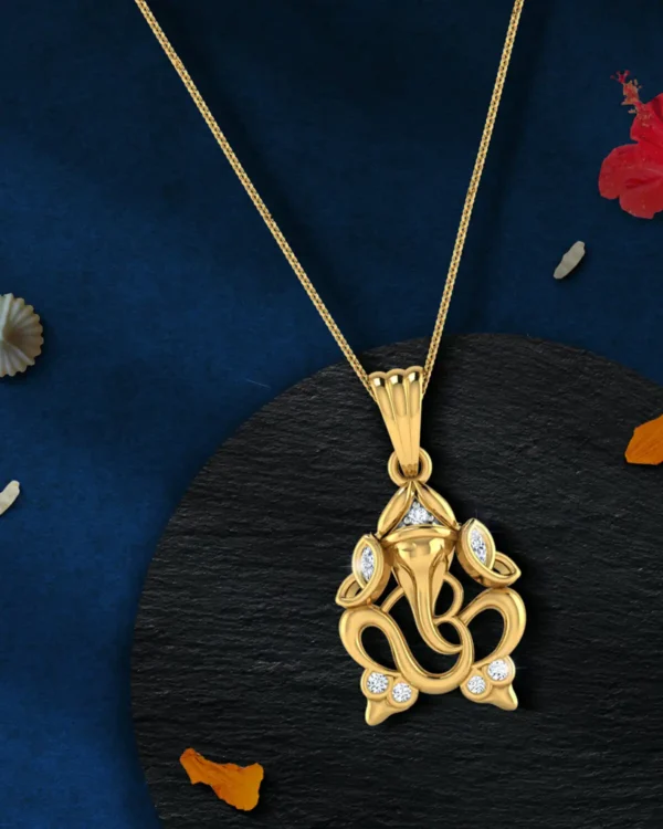 Divine Diamond Pendant Chain IV